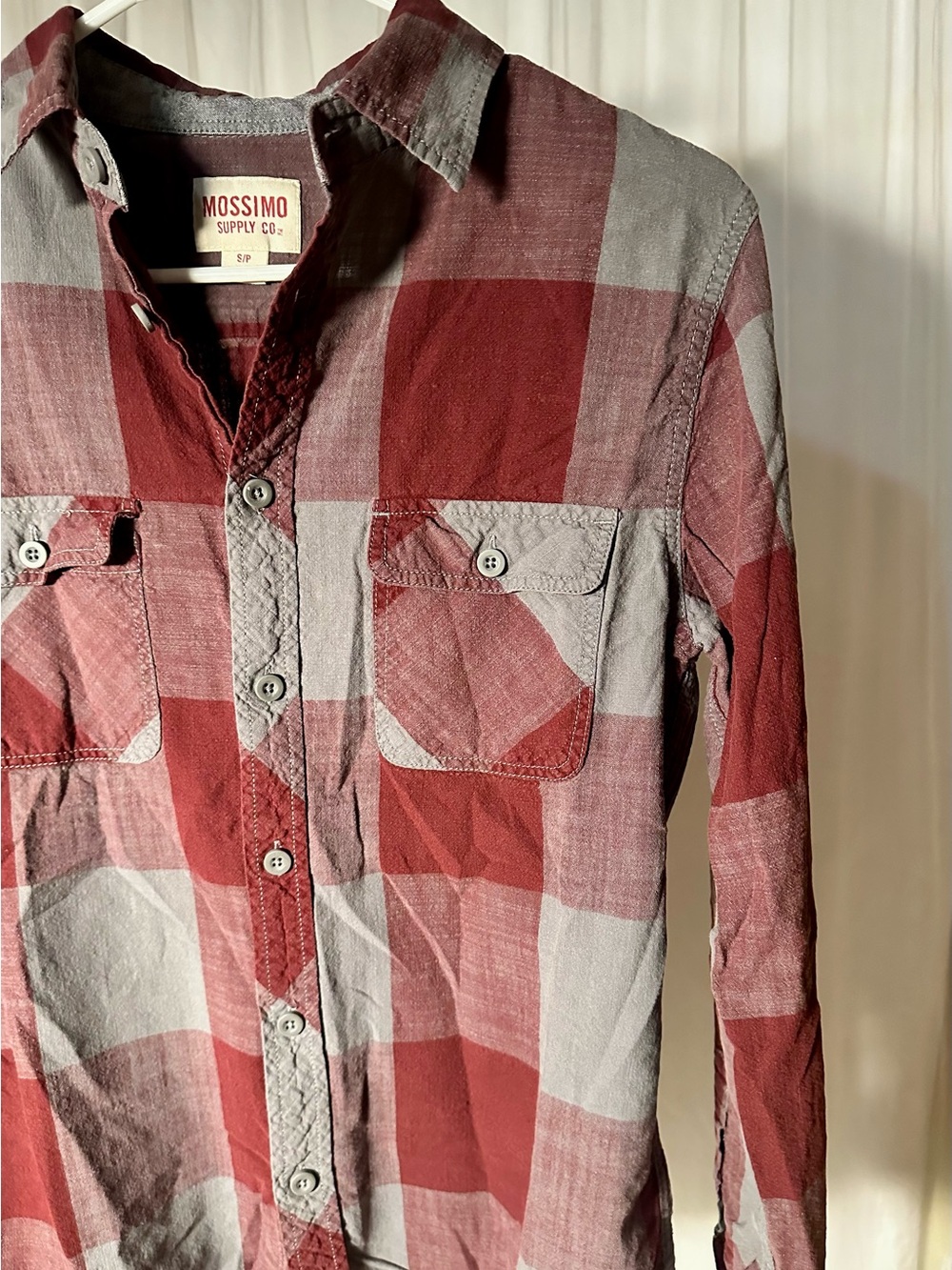 Mossimo Supply Co. Red and Gray Plaid Button-Down Shirt Men’s S